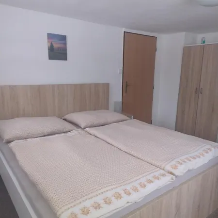 Apartman U Jindricha Ll *